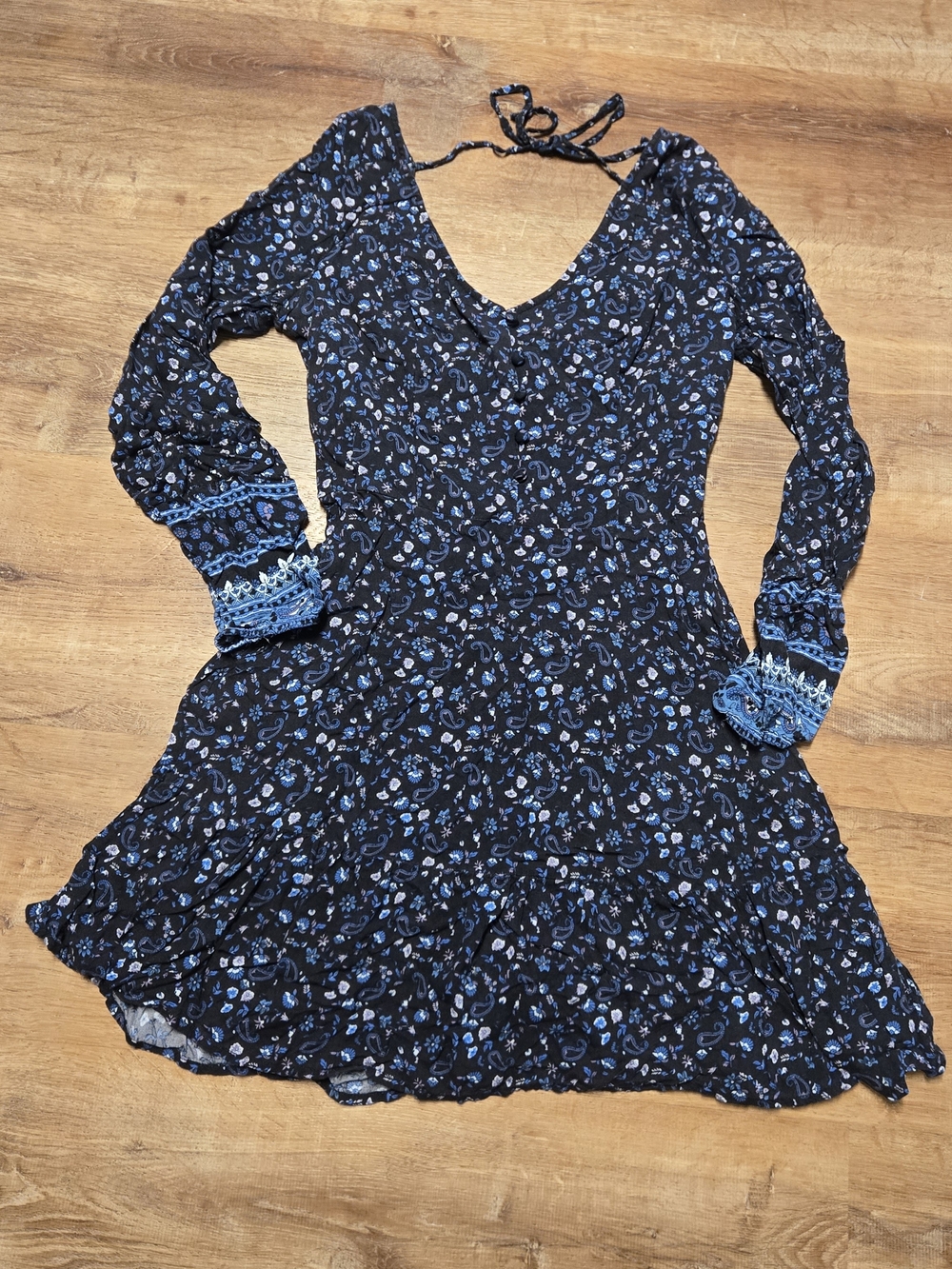 Hollister Navy Blue Floral Long-Sleeve Mini Dress Medium